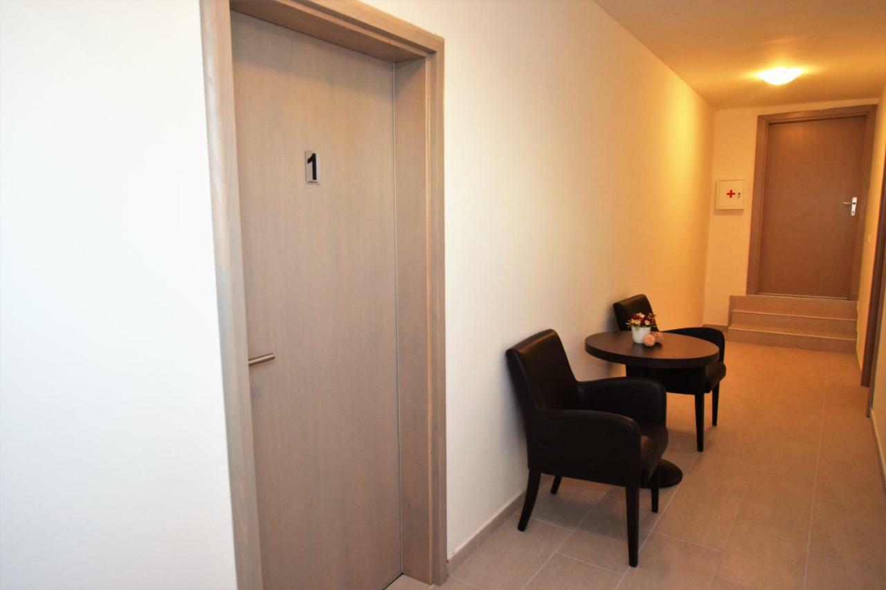 Privatni Smjestaj Most Otocac Exterior photo